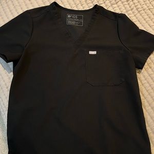 Catarina One-Pocket scrub top